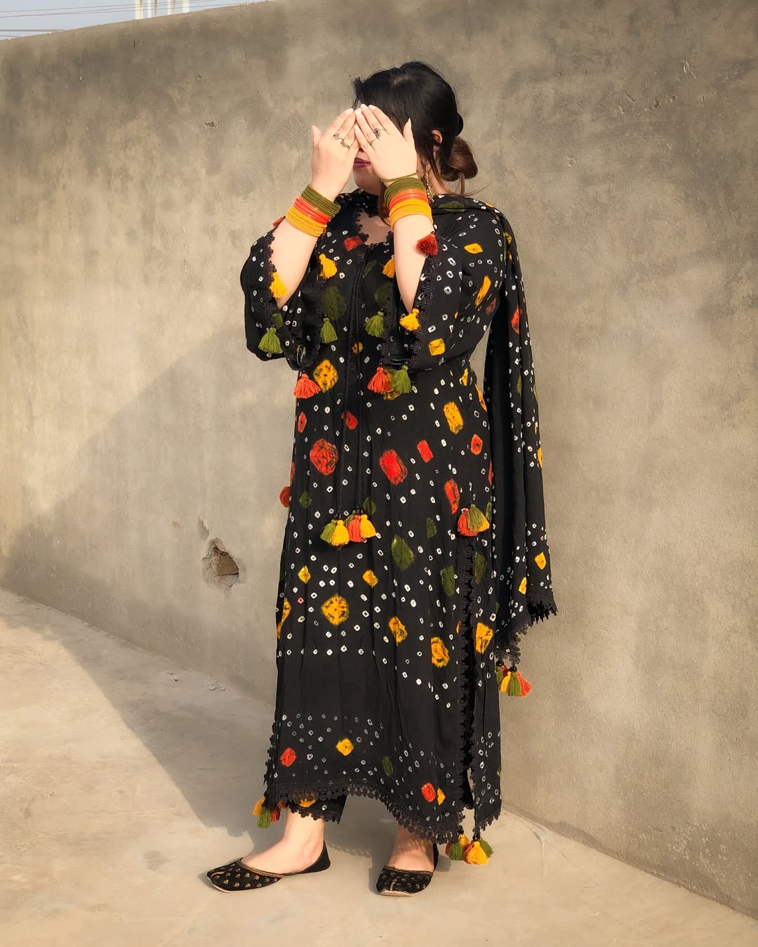 Black Lillan Chunri 3 Piece Suits