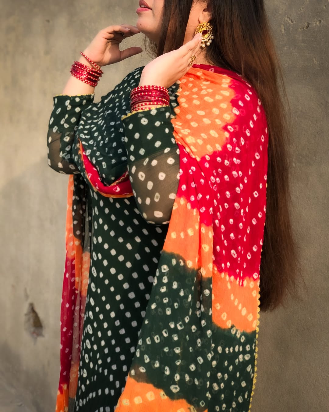 Hand Made Chunri –  Bottle Green Elegant 3 Piece Suit